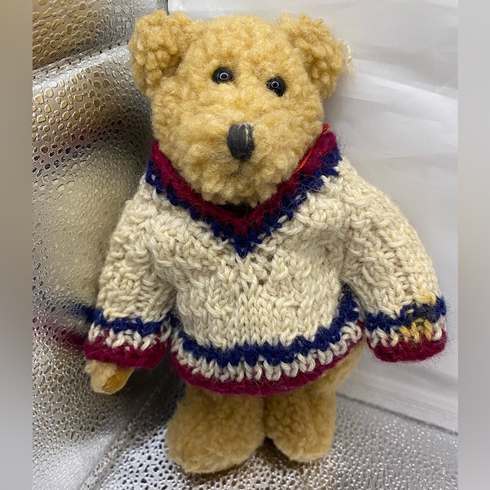 Vintage “Boyd’s Bears” 1990s- Very Sweet & Cuddly - Picture 1 of 8